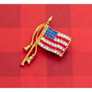 Vintage USA Flag Fourth of July Rhinestone Gold Tone Brooch by OTC - O20